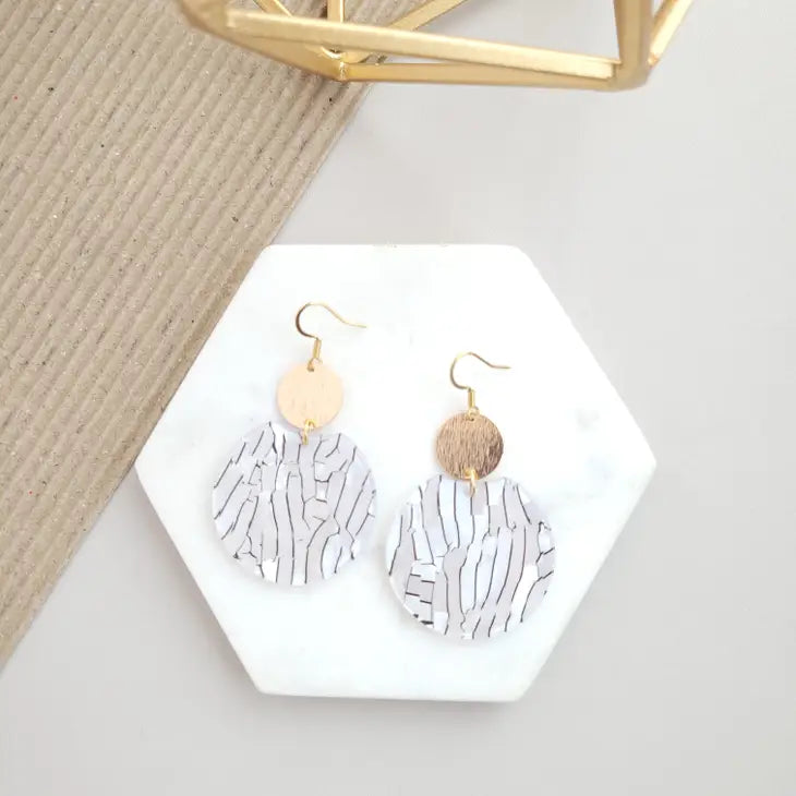 Zoey Earrings - Pearl Black Stripe / Acrylic Brass Earring