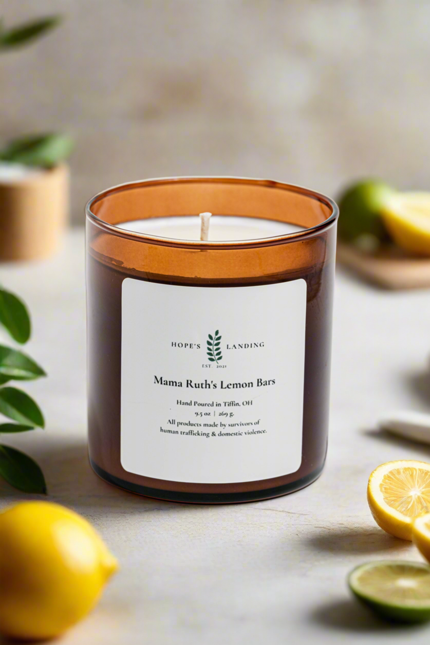Mama Ruth's Lemon Bars Candle: 9.5oz